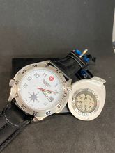 Carica l&#39;immagine nel visualizzatore di Gallery, Orologio Pierre Bonnet 6542 Swiss Made in acciaio con bussola
